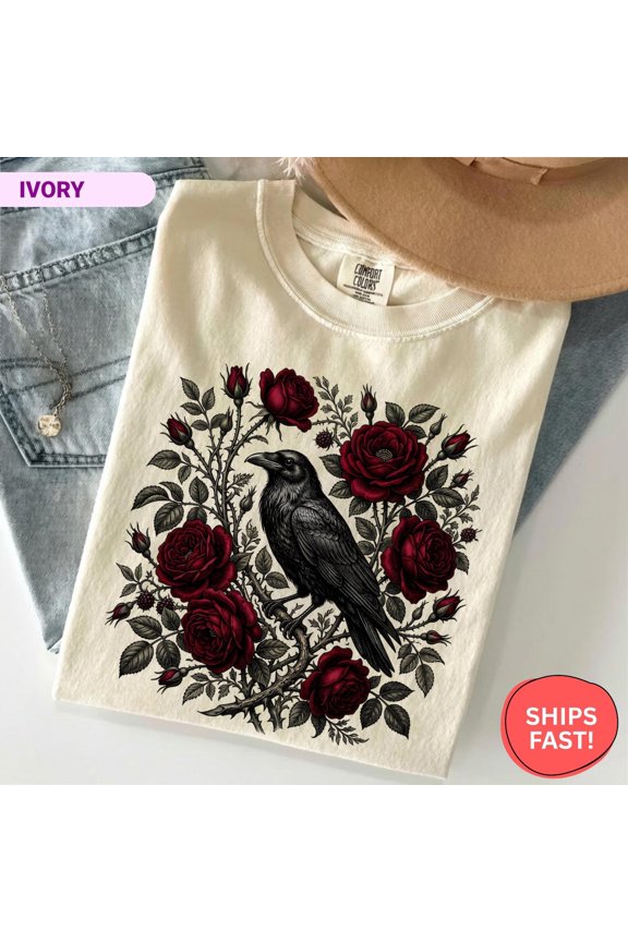Gothic Raven Roses Cottagecore Dark Academia Floral Witchy Crow Gift Vintage Botanical Goth T-Shirt