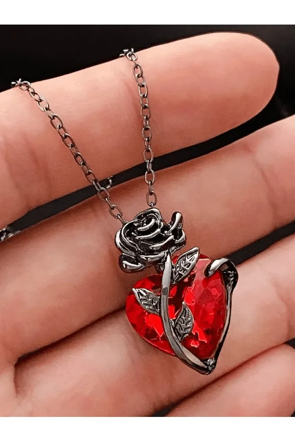 Gothic Red Heart Rose Pendant Necklace With Crystal Stone