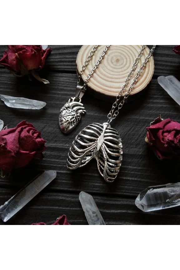 Gothic Skull Charm Anatomical Heart Pendant Necklace