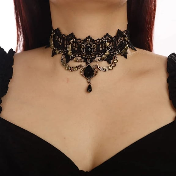 Gothic Victorian Style Vampire Choker Necklace for Women Black Crystal Tassel Lace Collar Necklace Halloween Punk Black Sexy Lace Necklace Halloween Cavewoman Costume