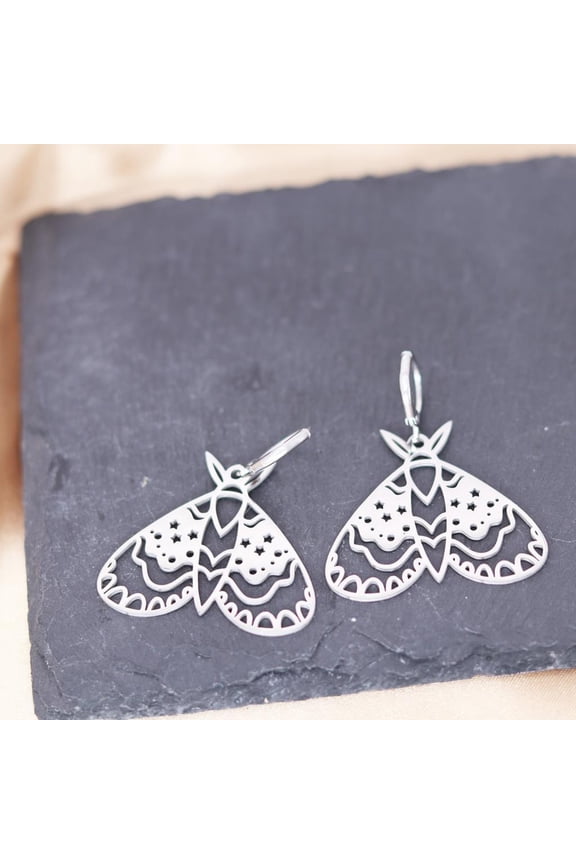 Gothic Vintage Mystical Luna Star Moth Hoop Earrings For Women Fashion Pagan Witch Butterfly Animal Pendant Jewelry Gift