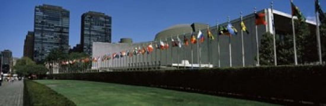 Government building in a city United Nations Building Central Park Manhattan New York City New York State USA Canvas Art - Panoramic Images (18 x 6)