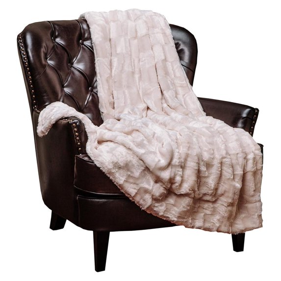 GpLuMy Embossed Faux Fur Throw Blanket - Super Soft, Lightweight Minky Blanket - 50" x 65” - Creme