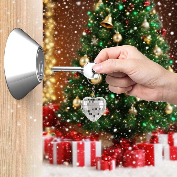 Gqtwoy Heart Reflective Mirror Ball Keychain Pendant, Cute Keychain Bag Ornament, Plush Toy Keychain, Unique Gift for Friends, Decorative Accessory for Bags