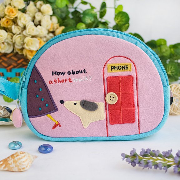 Grace Paws [A Short Walk] Embroidered Applique Cosmetic Bag / Camera bag / Hand