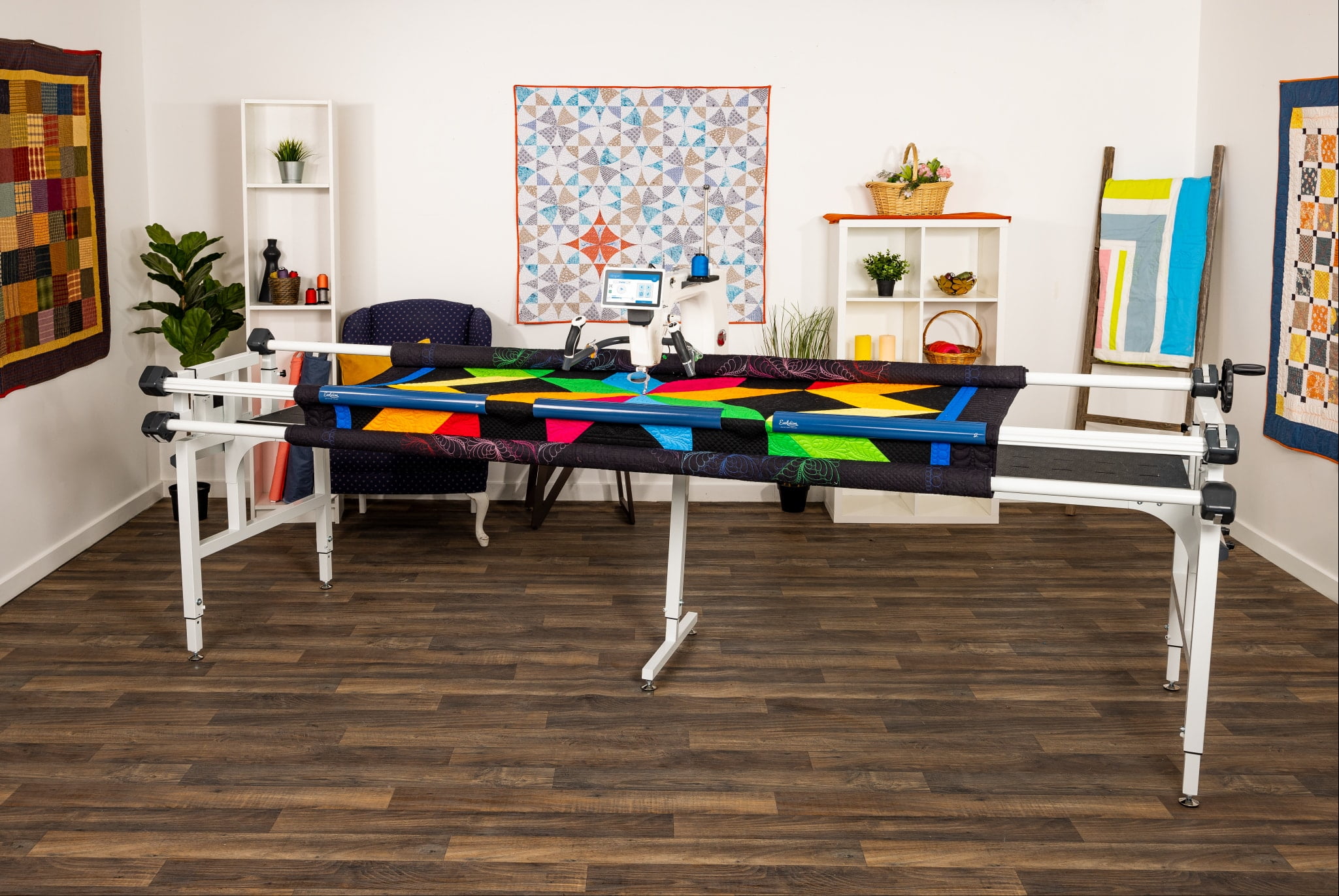 Grace Q'nique 21X Elite 21" Computerized Long Arm Quilting Machine and