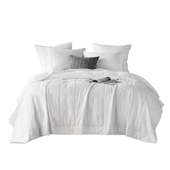Gracie Mills Brielle Down Alternative Comforter - King