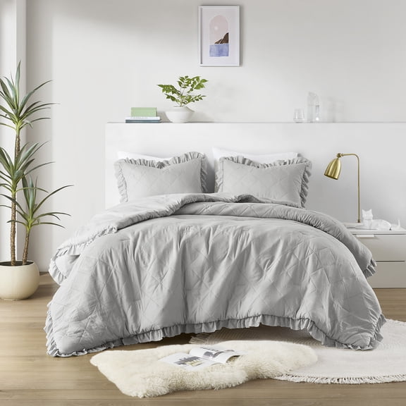 Gracie Mills Corisande Diamond Quilted Ruffle Edge Comforter Set Bedding Set Textured