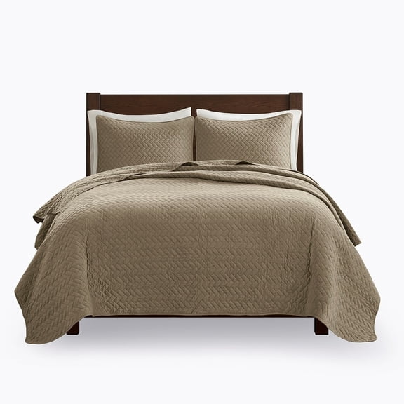 Gracie Mills Ria Solid Oversized Herringbone Quilt Set - GRACE-1307