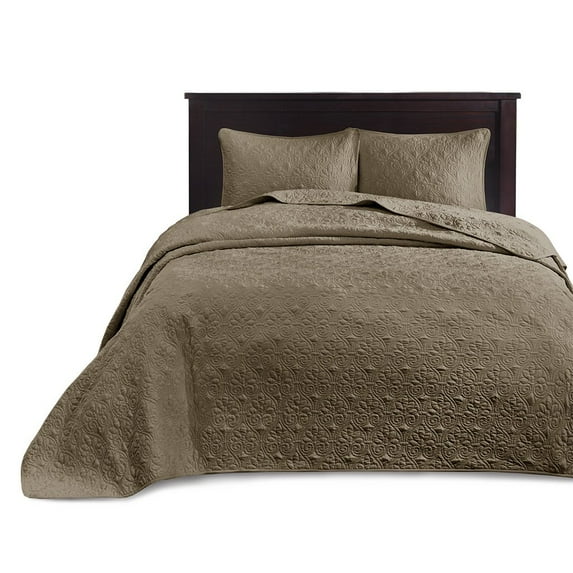 Gracie Mills Sandy Reversible Bedspread Set with Classic Stitch Pattern - GRACE-85