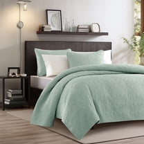 Gracie Mills Sandy Reversible Cottage-Inspired Quilt Set - GRACE-3470