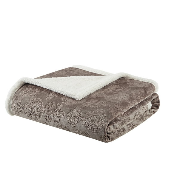 Gracie Mills Villarreal Oversized Plush Throw Blanket - GRACE-6507