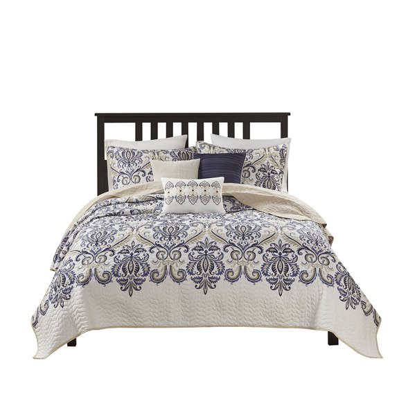Gracie Mills Vito 6-Piece Modern Reversible Quilt Set with Coordinating Throw Pillows - GRACE-3138