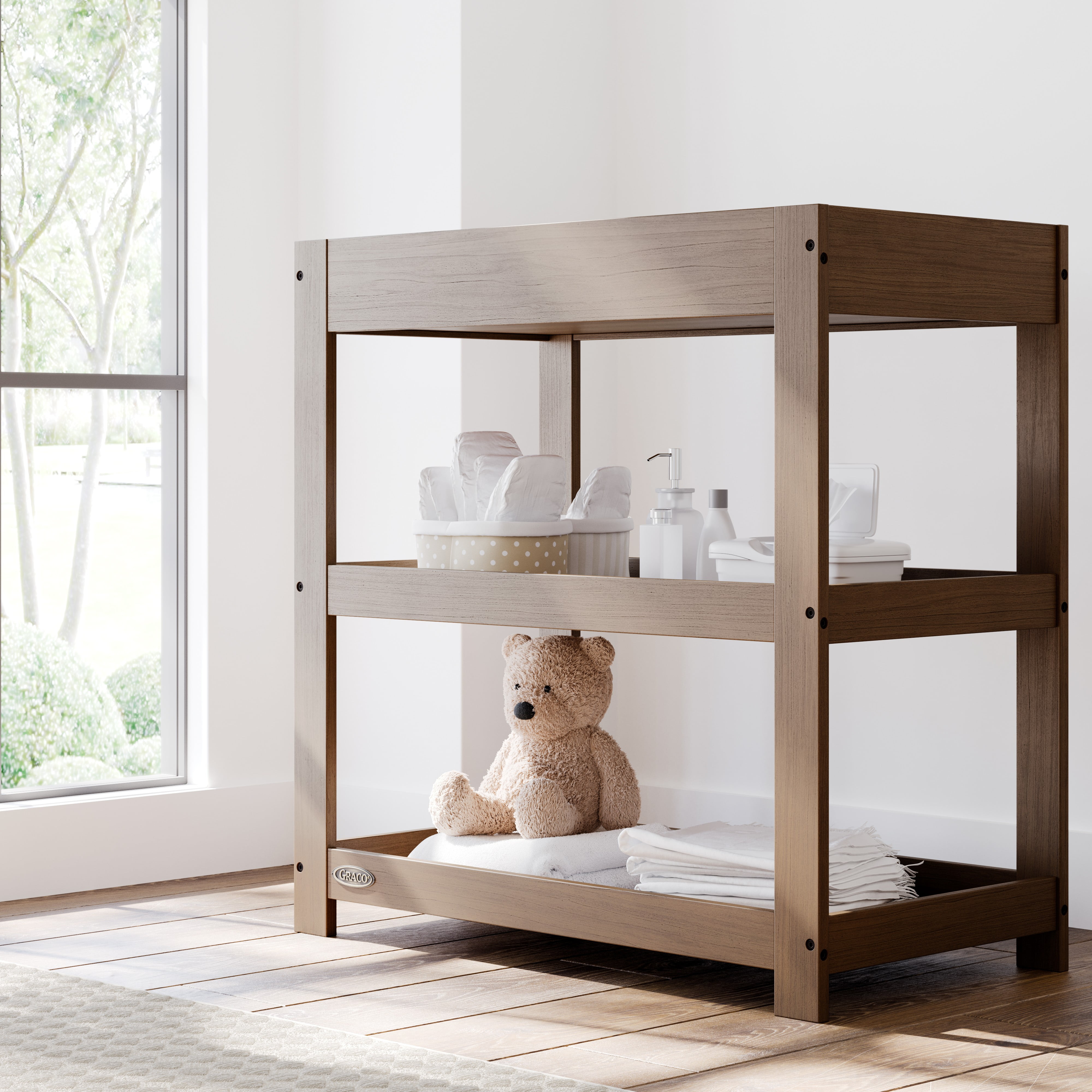 Graco Customizable Infant Changing Table with Changing Pad