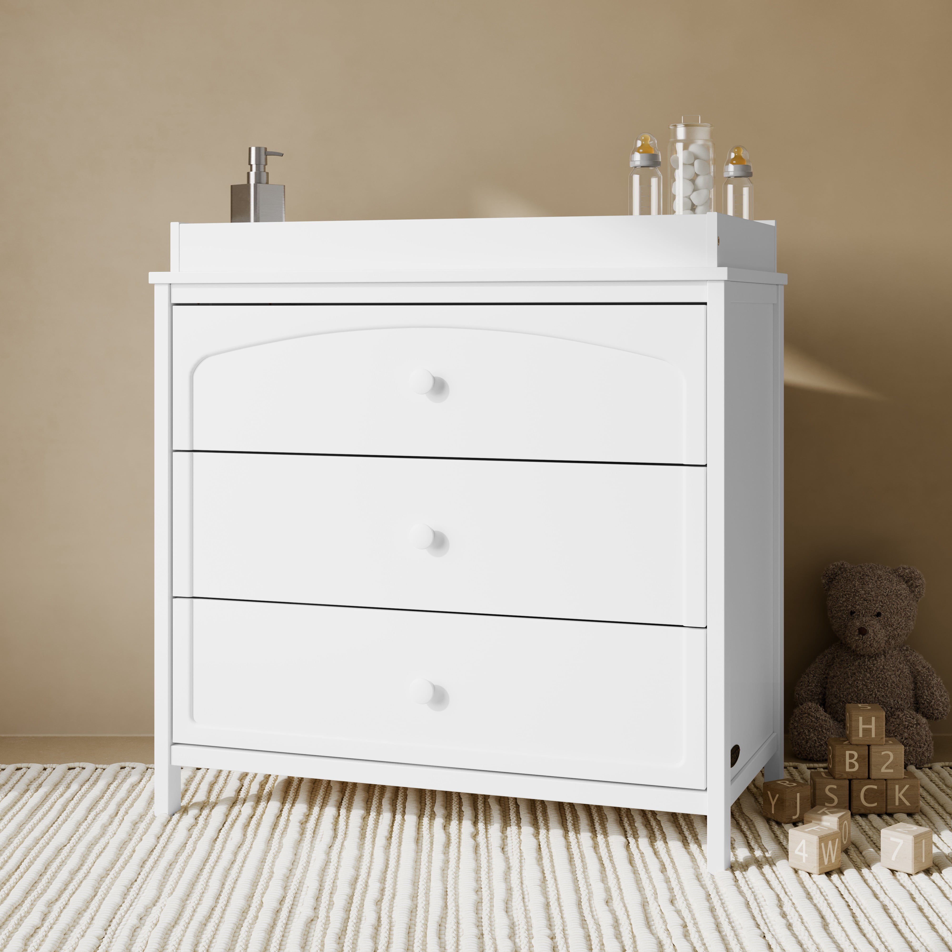 Graco Olivia 3 Drawer Chest with Infant Changing Topper, White