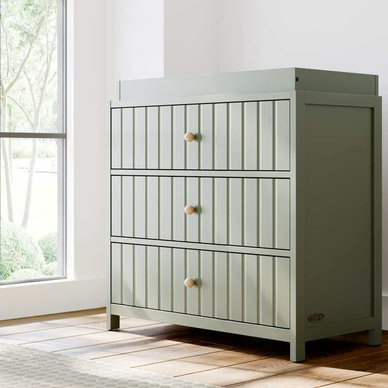 graco green dresser Charlie 6-Drawer Double Dresser – DaVinci Baby main image 0