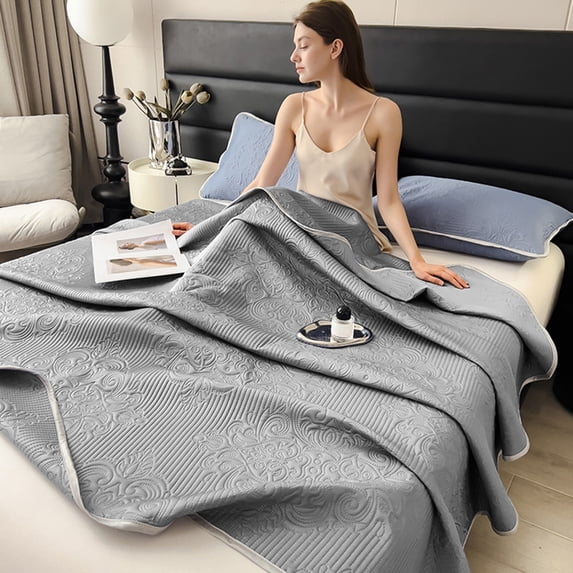 A Grade Knitted Summer Cool Quilt 71x79in Cooling Blanket for Hot Sleepers Double Sided Cold Fiber Thin Conditioner Quilt Soft Breathable Lightweight Bed Sofa Office Dorm Camping Use