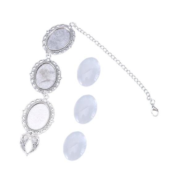 Graduate Memorial Photo Chain Versatile Graduation Themed Photo Frame Pendant with Caps Tassels Grad Season Gift