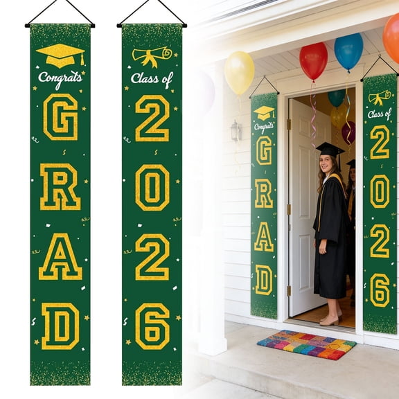 Graduation Banner,2026 Green Porch Banner with Congratulatory Design & Pre-Assembled Rope,For Door Porch Graduation Decor,1PC,Green