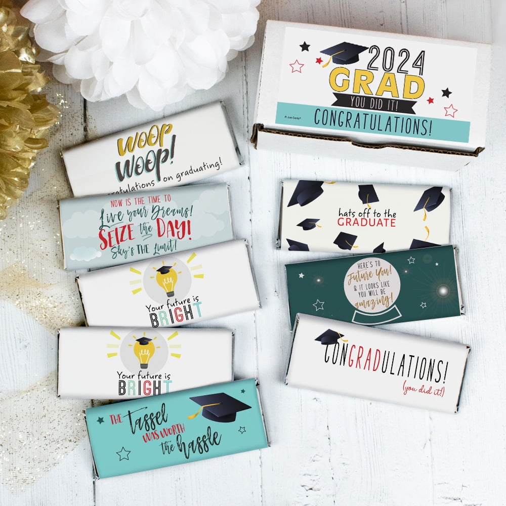 Graduation Candy Gift Box Class of 2024 Chocolate Bars (8 bars/box