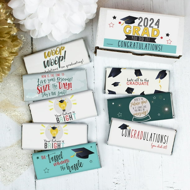 Graduation Candy Gift Box Class of 2024 Chocolate Bars (8 bars/box