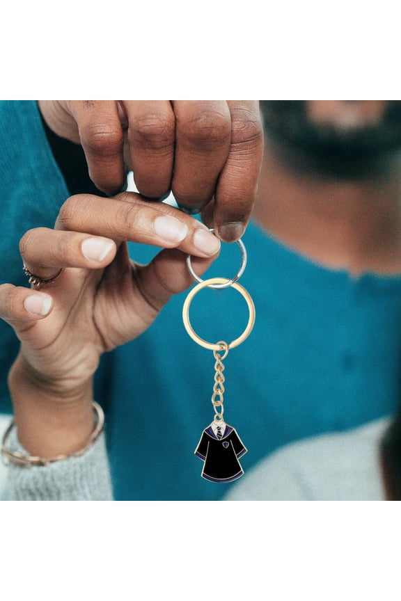 Graduation Dress Lovely Keychain for Women, Class of 2026 Key Ring Wallet Backpack Car Key Charm, Graduation Day Gift for Senior Graduate, Cute Keychain