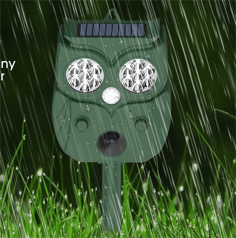 Gragaski Ultrasonic Animal Repeller：IP65 Waterproof Solar Powered