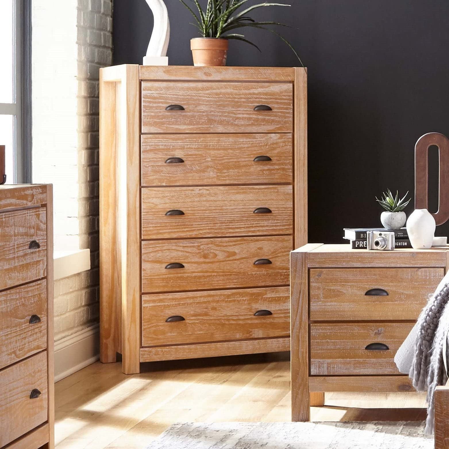 Driftwood Solid Pine 5-Drawer Farmhouse Chest