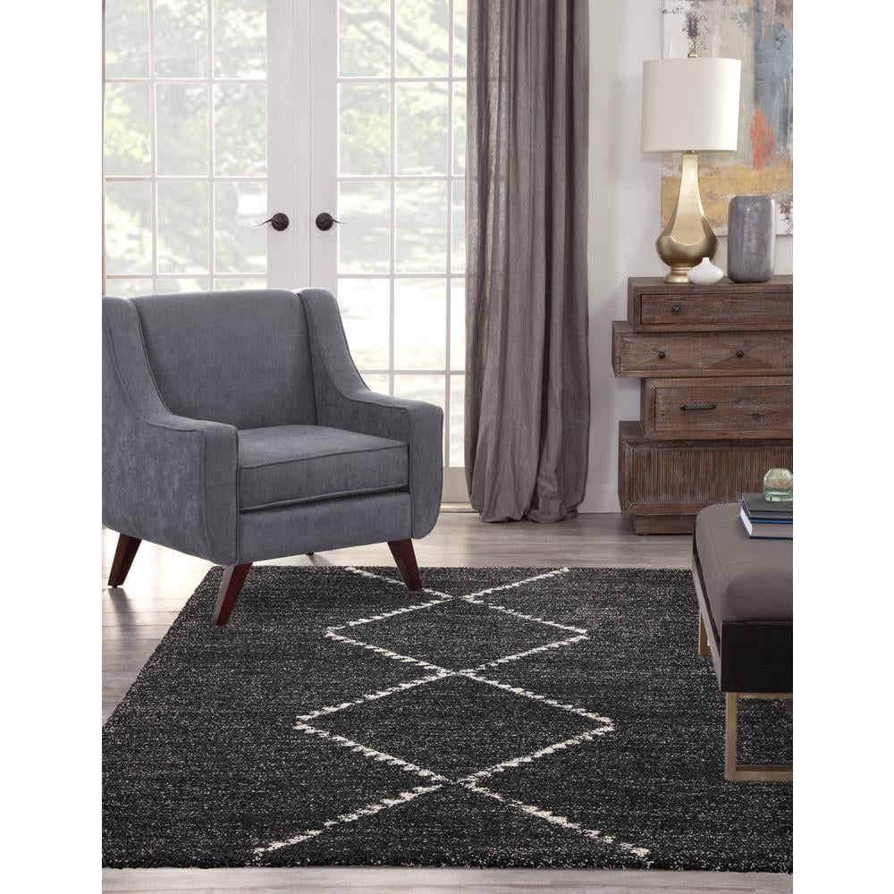 Granada Asher Olefin Shag Black/ Ivory Argyle Area Rug - Walmart.com