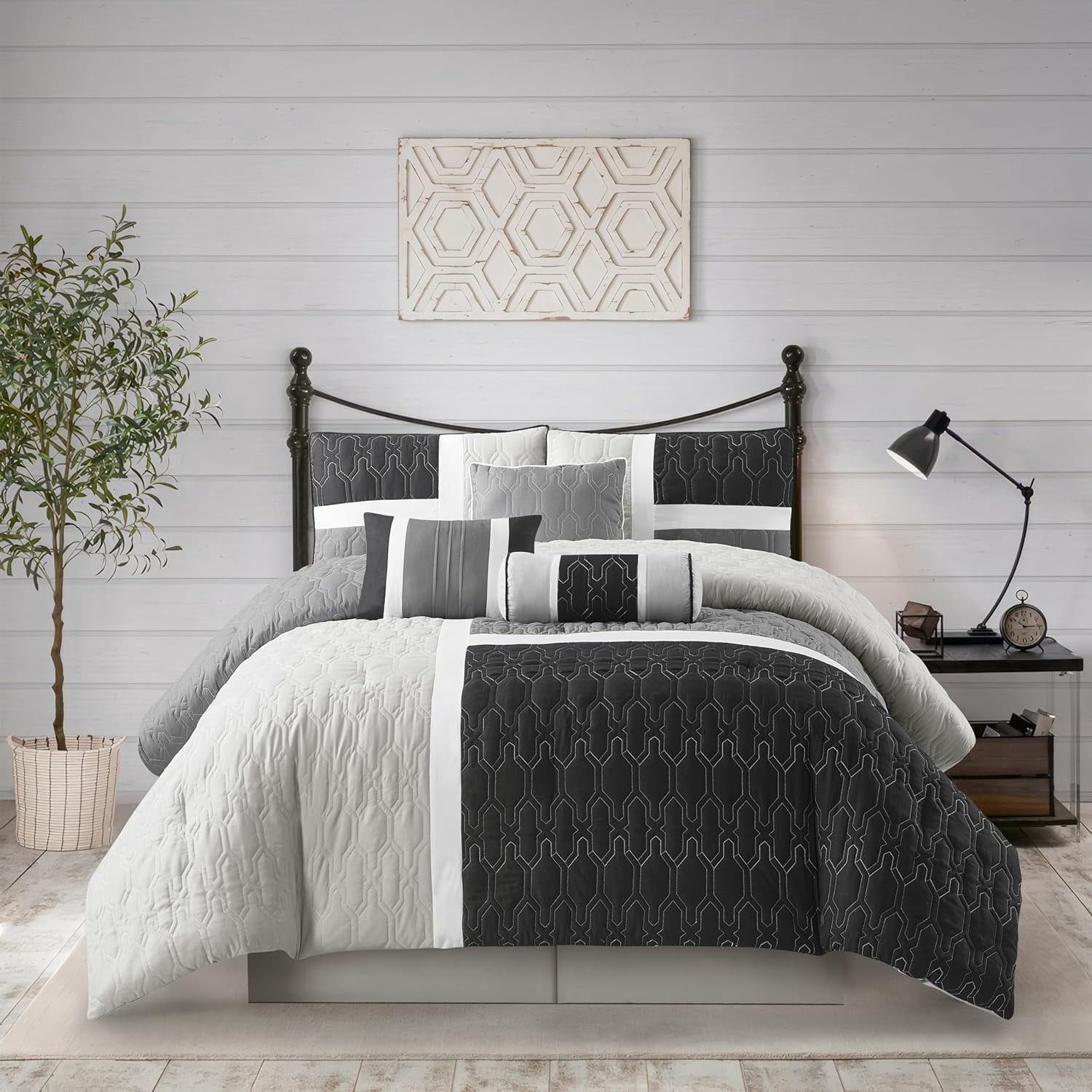 Grand Avenue Black and Grey Queen Comforter Set, Ultra Soft Microfiber ...