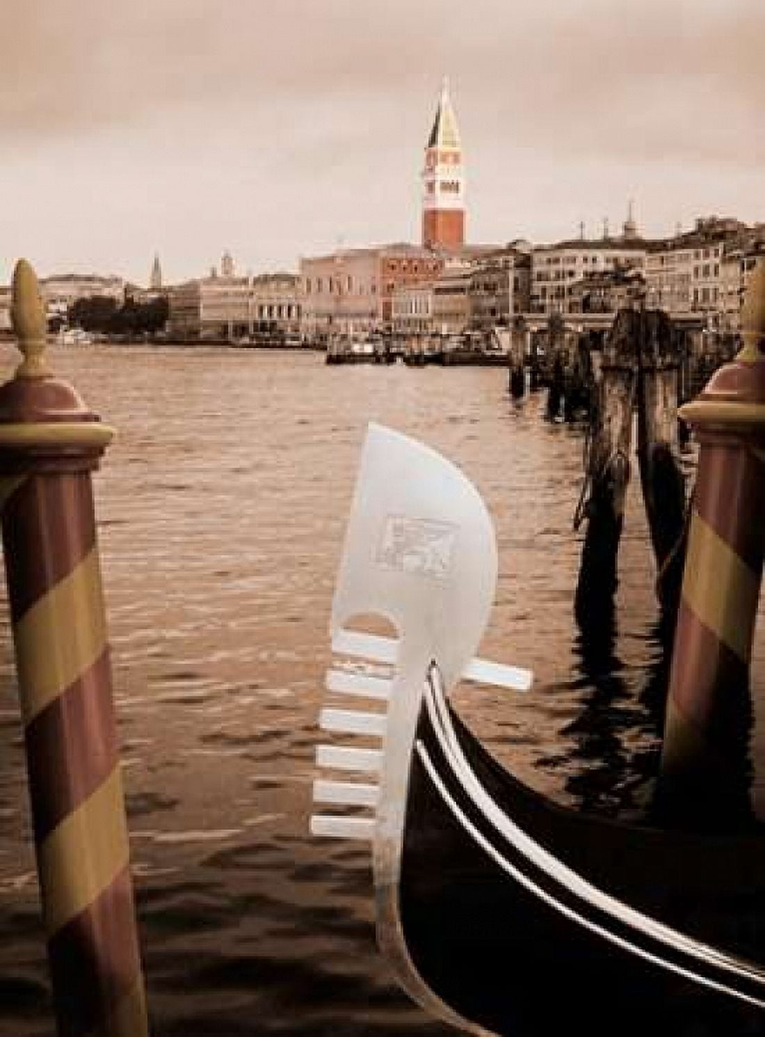 Grand Canal Gondola Canvas Art - Michael Greenwood (18 x 24)