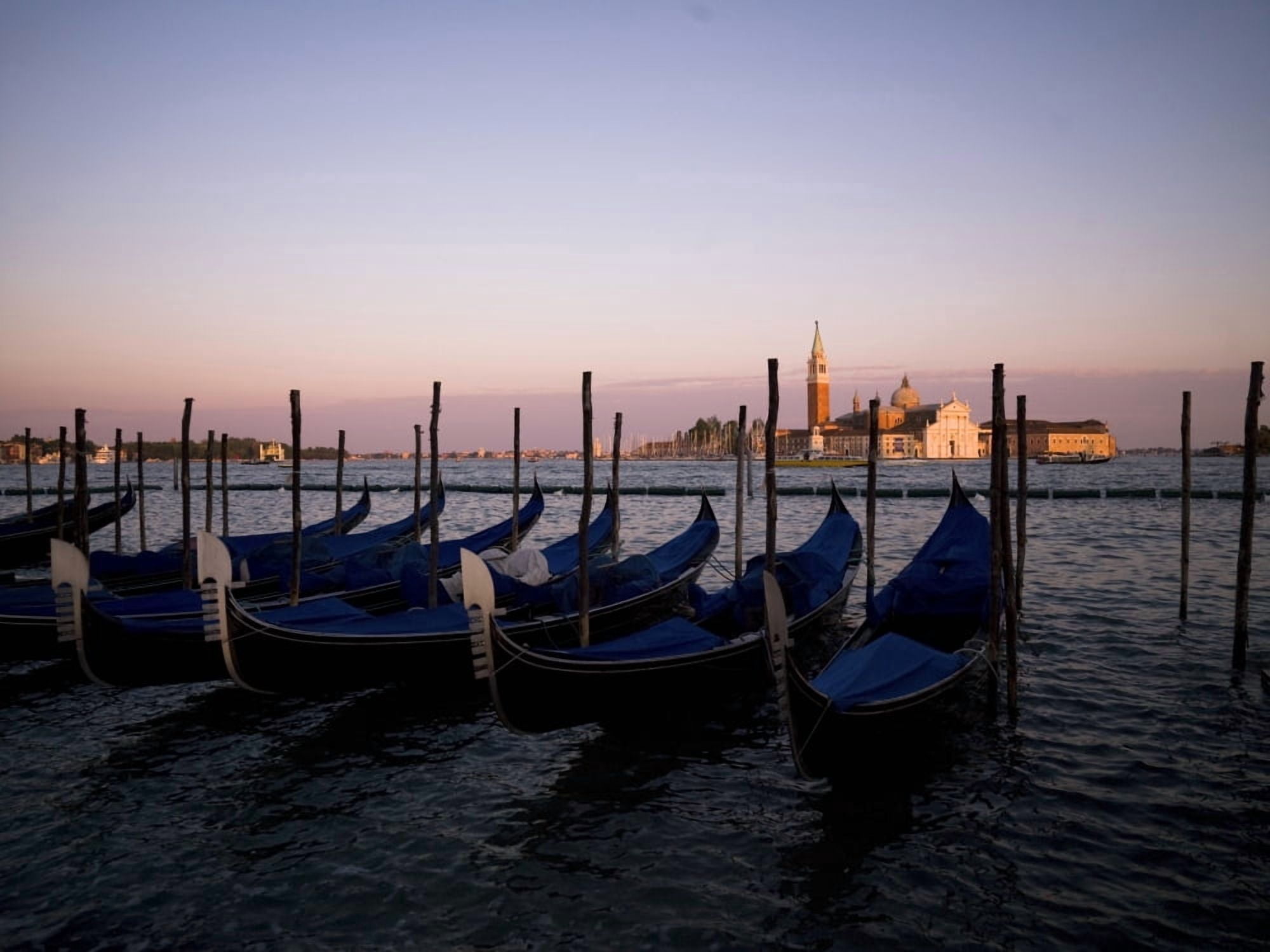 Grand Canal Venice Italy Canvas Art - Keith Levit Design Pics (18 x 13)