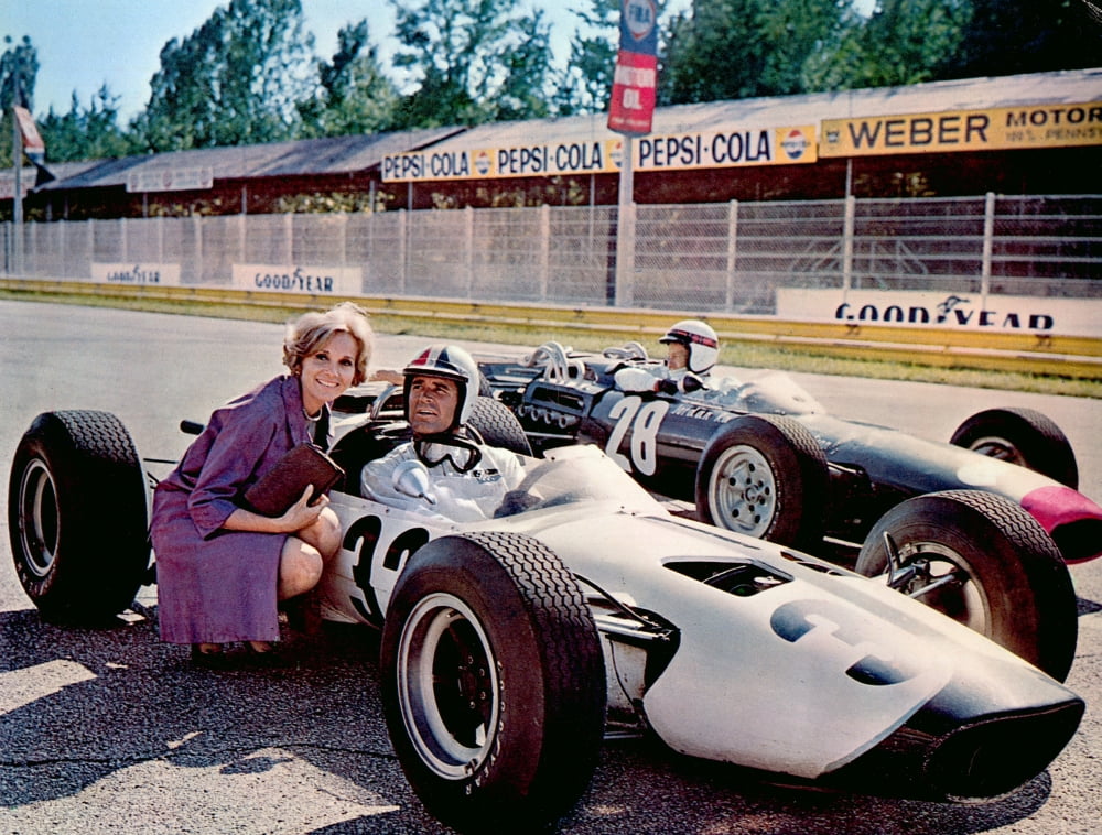 Grand Prix Canvas Art - (20 x 16)