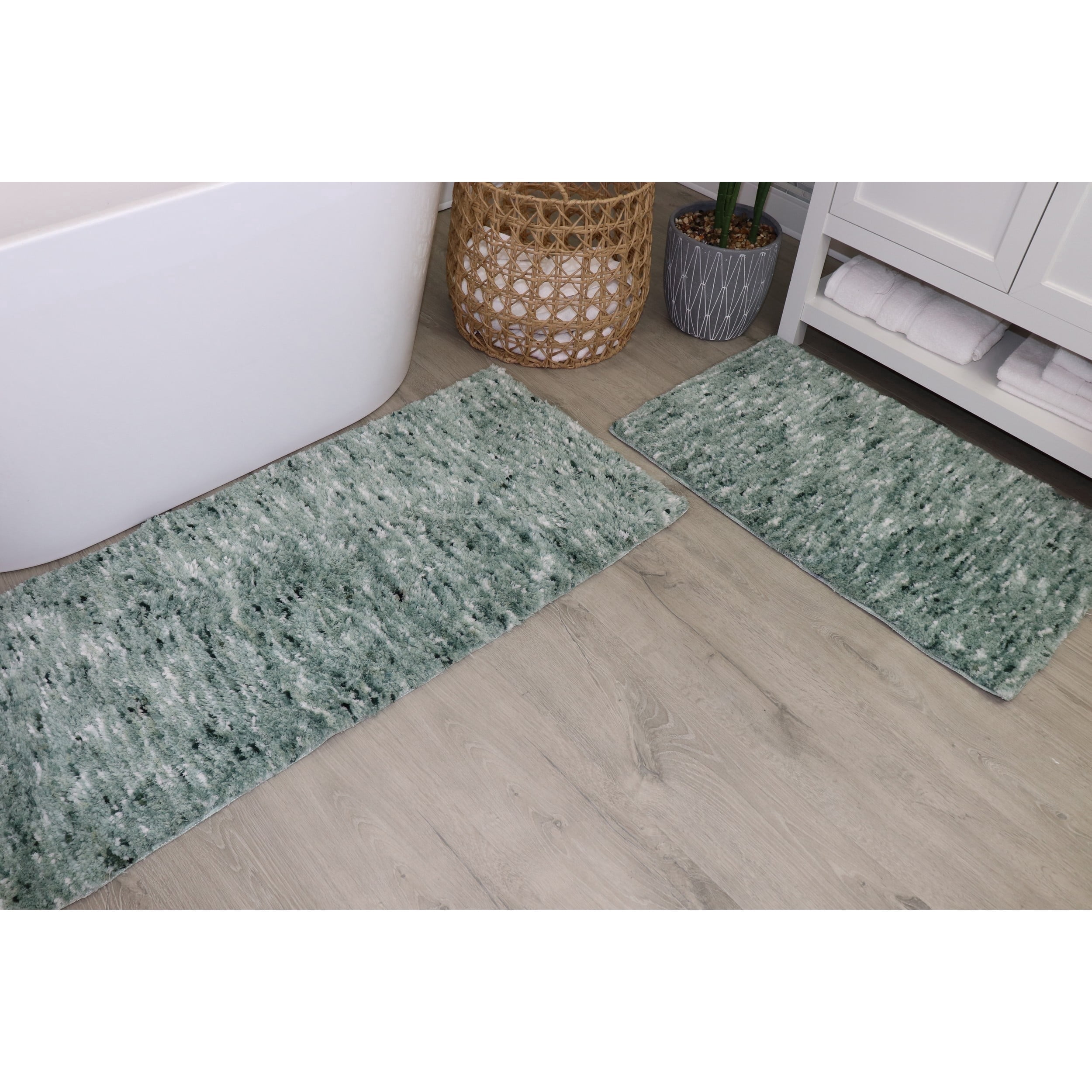 Essential 2-Piece Bathroom Contour and Toilet Lid Cover Set, Plush Microfiber Contour Rug and Non-Slip Toilet Lid Cover, Ultra Absorbent, Quick-Dry, Machine Washable, Green