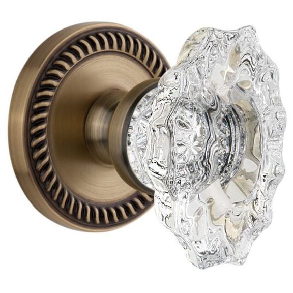 Grandeur Newbia_Prv_238 Newport Solid Brass Rose Privacy Door Knob Set - Brass