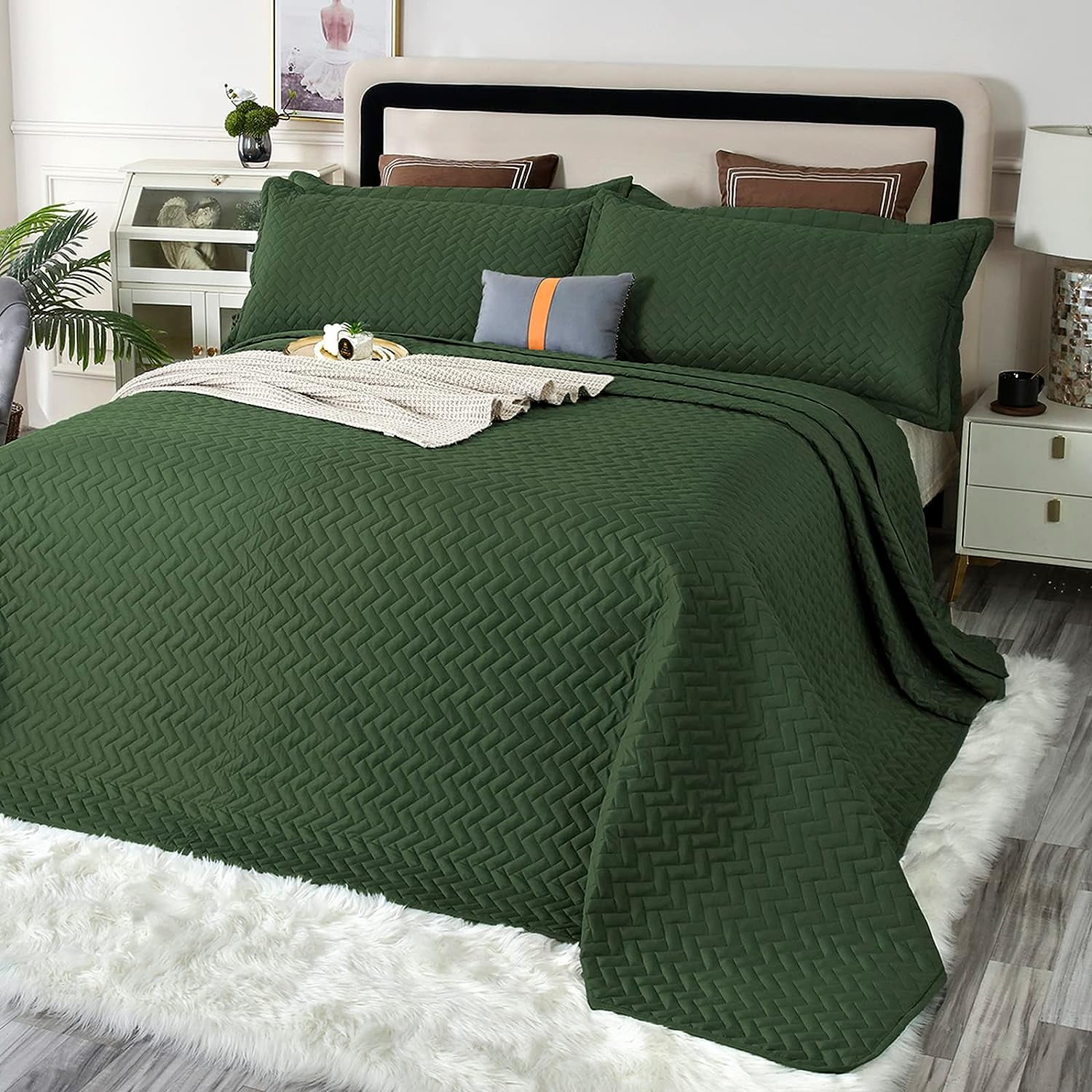 Grandeur Oversized Olive Green Reversible King Size Quilt Set Premium