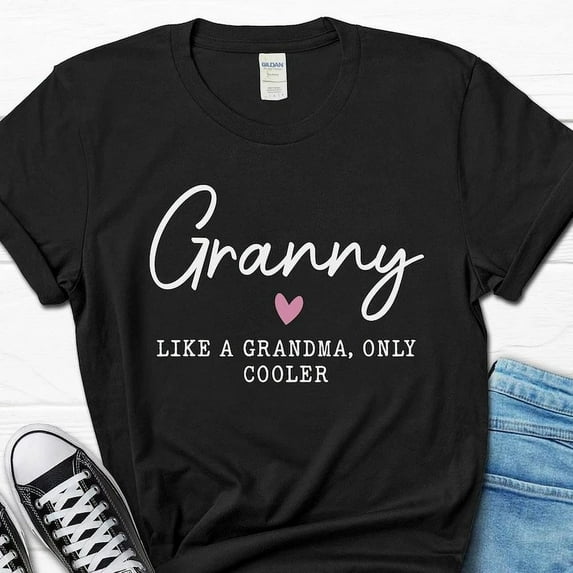 Granny T-Shirt For Her, Mother'S Day Shirt, Grandma Shirt For Women, Mom Tee Unisex S-5XL Hot Trending Shirt, Vintage Birthday Gift
