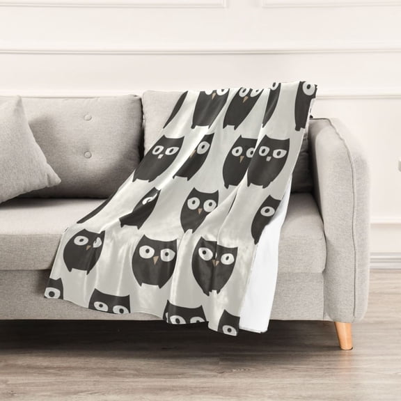 Graphic Design Cartoon Owl Throw Blanket 60" x 90" Soft and Warm Blankets for Couch Sofa and Bed