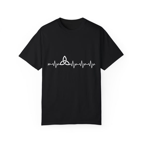 Graphic Heartbeat Triquetra Symbols Fan Lover Women Men Kids Novelty Wife Triquetra Heartbeats Dad Mom Gag  Unisex Garment-Dyed T-shirt