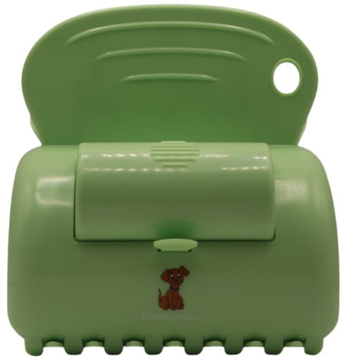 Green Lightweight Portable Dog Pooper Scooper with Bag Attachment