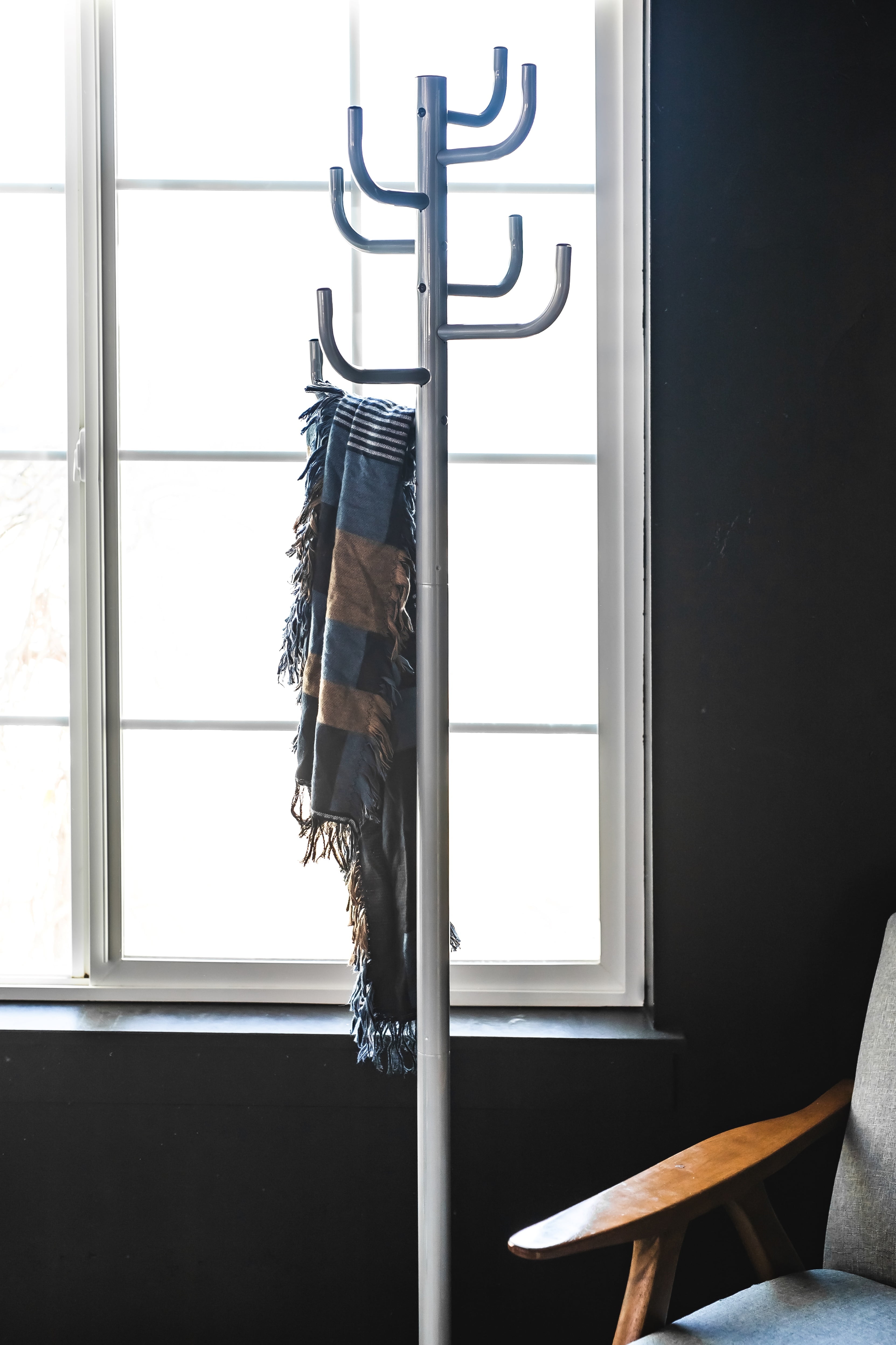 Gray Powder Coated Metal Freestanding Coat Rack with 8 Hooks