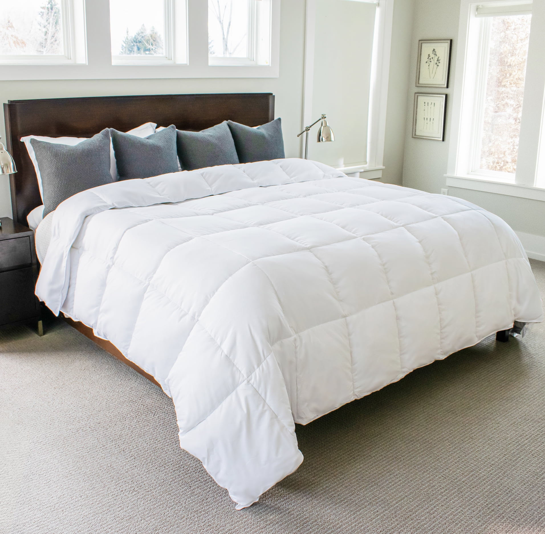 Gray Eagle Oversized Queen Comforter, White, for Queen Mattresses, All Season Down Alternative