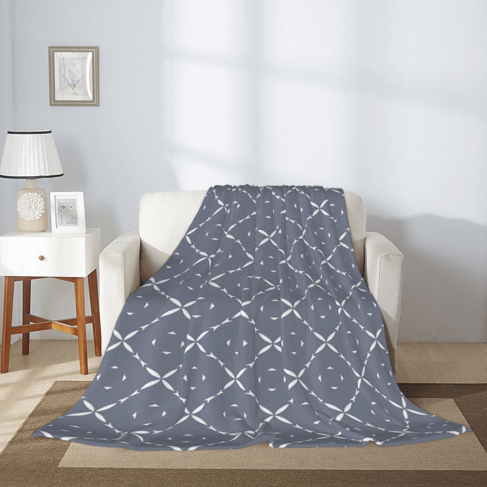 Gray Geometric Pattern Throw Blanket for Couch Sofa and Bed, Super Soft