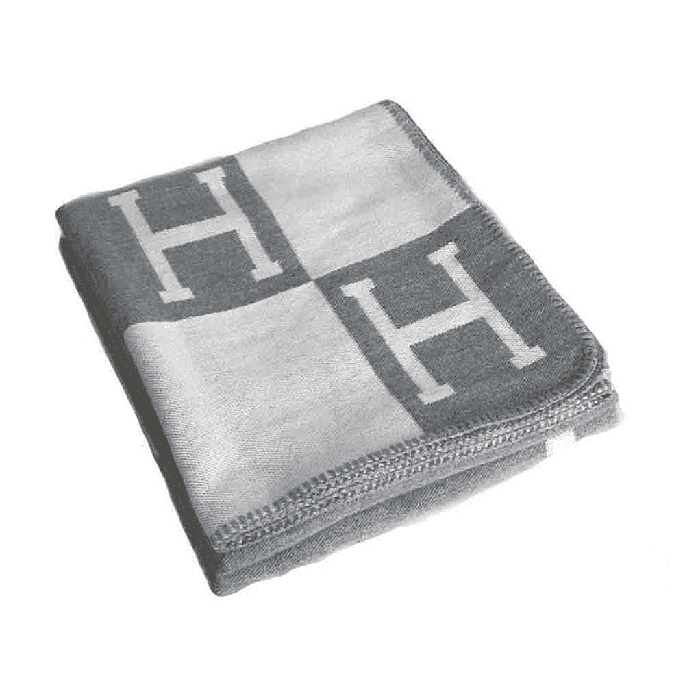 Mainstays Gray Paw Fleece Throw Blanket 50 x 60 All Ages
