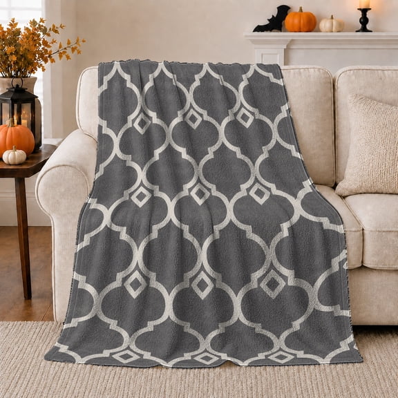 Gray Ogee Lattice with Diamond Accents, Classic Geometric Style for Pattern Lovers, Neutral Trellis Motif and Housewarming Gift, Soft Flannel Blanket, Home Decor