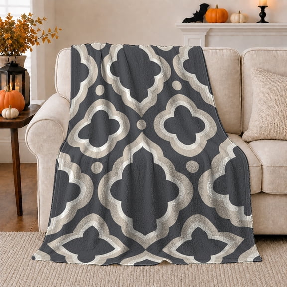 Gray Quatrefoil Lattice with Cream Shapes, Classic Geometric Style for Pattern Lovers, Neutral Tile Motif and Housewarming Gift, Cozy Flannel Blanket, Home Decor