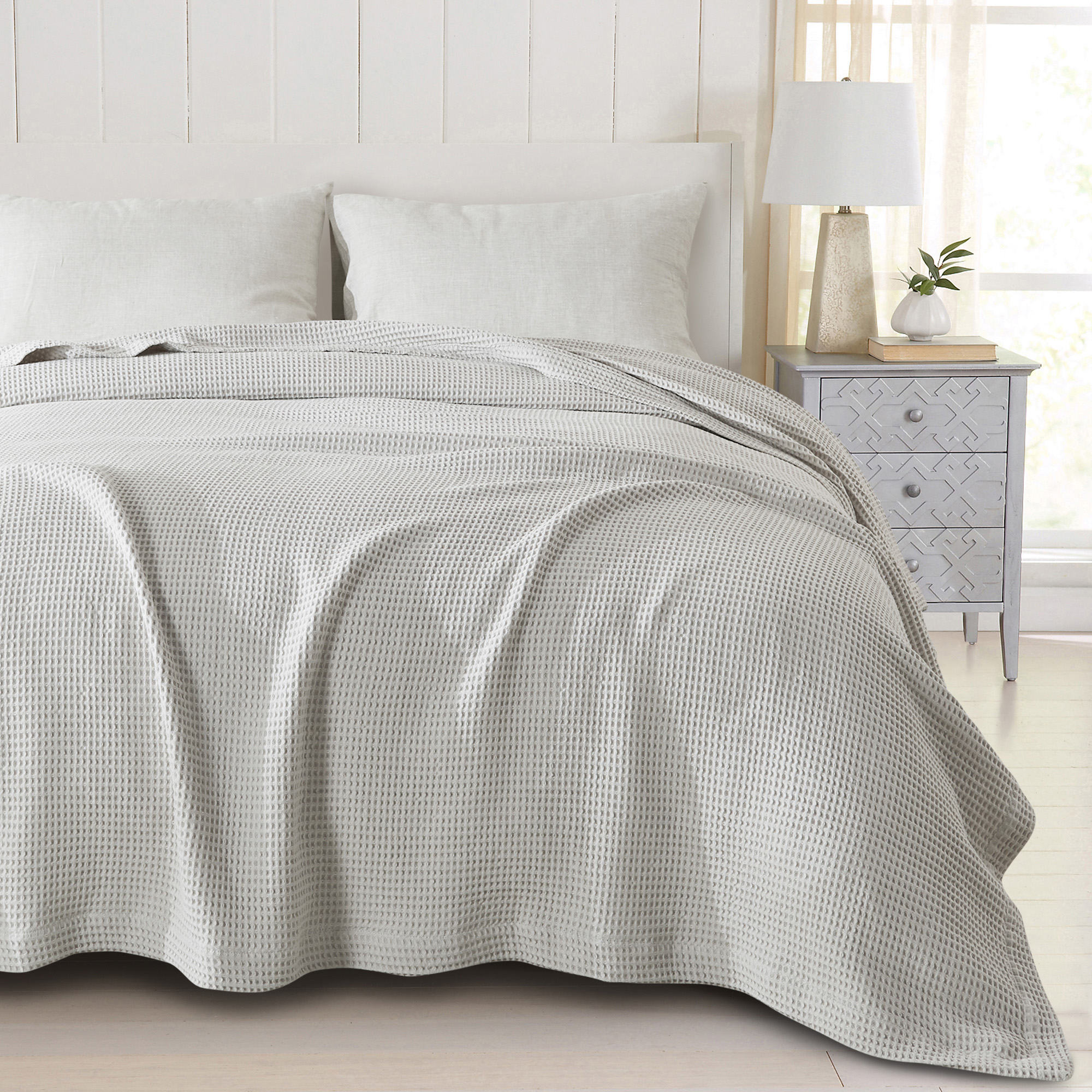 Viva Maison 100% Turkish Cotton Waffle Blanket King Size - Lightweight, Breathable All-Season Bedspread In Caramel (95" X 110")