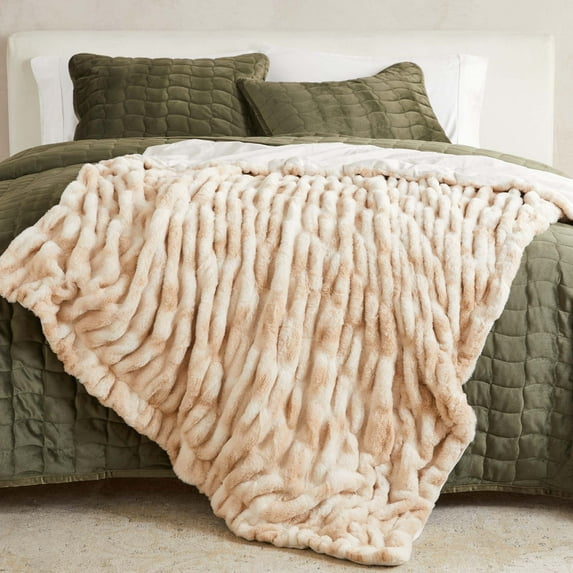 Great Bay Home Brown / Taupe Faux Fur Reversible Throw Blanket for Couch or Chair, 50" x 60"