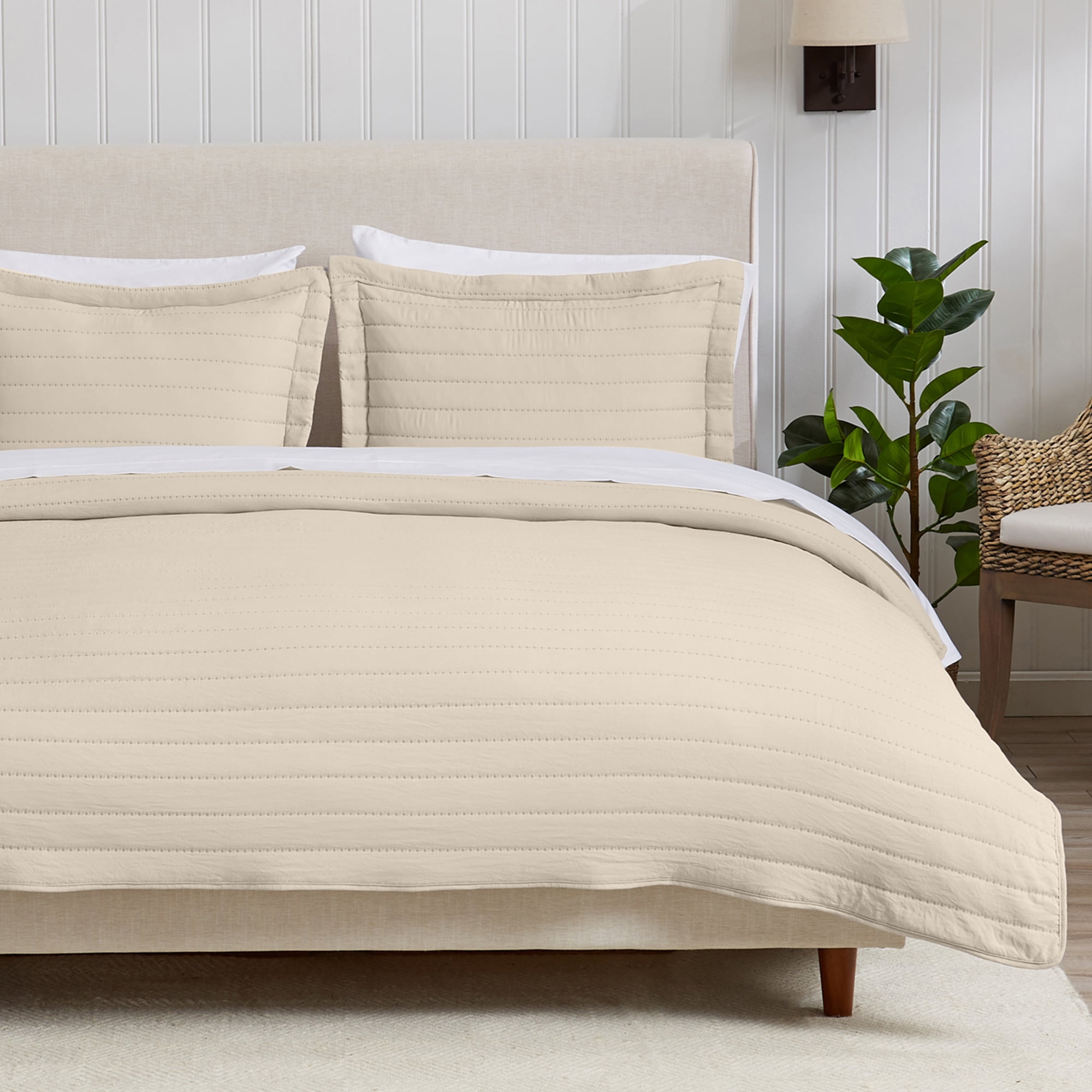 Great Bay Home Channel Stitch Modern Ribbed Reversible Quilt Set With Shams  (Twin, Natural (Sand))