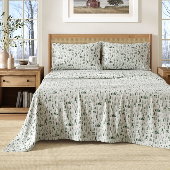 Great Bay Home Christmas Flannel Sheet Set - 100% Turkish Cotton - Double Brushed (California King, Christmas Cabins)